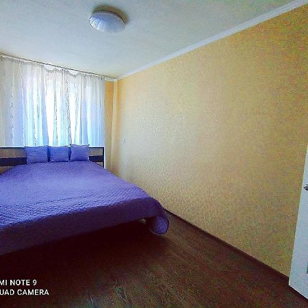 Центр Автовокзал 2 Кв Apartaments Днепър Екстериор снимка